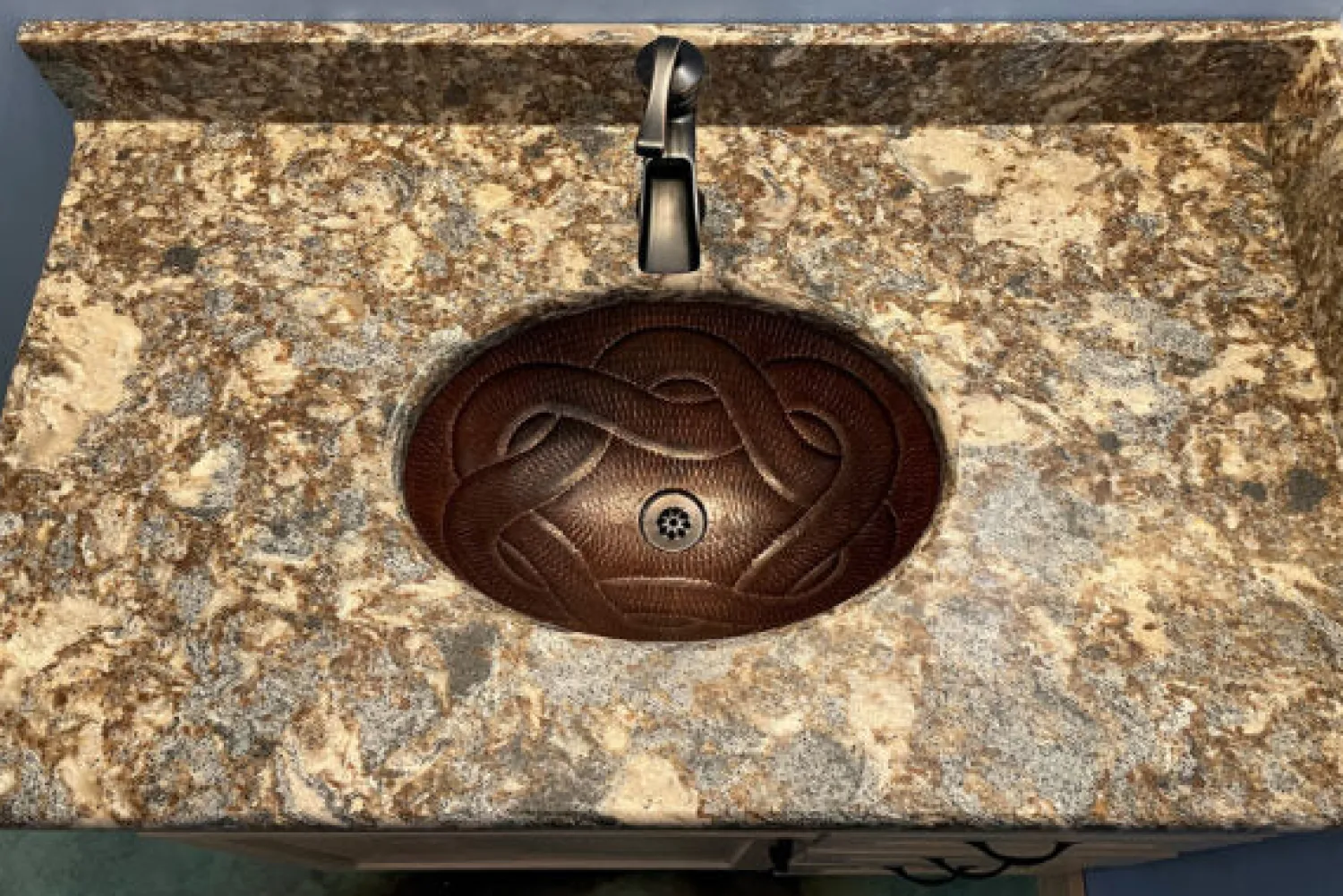 Discount Oval Braid Under Counter Hammered Copper Sink Undermount