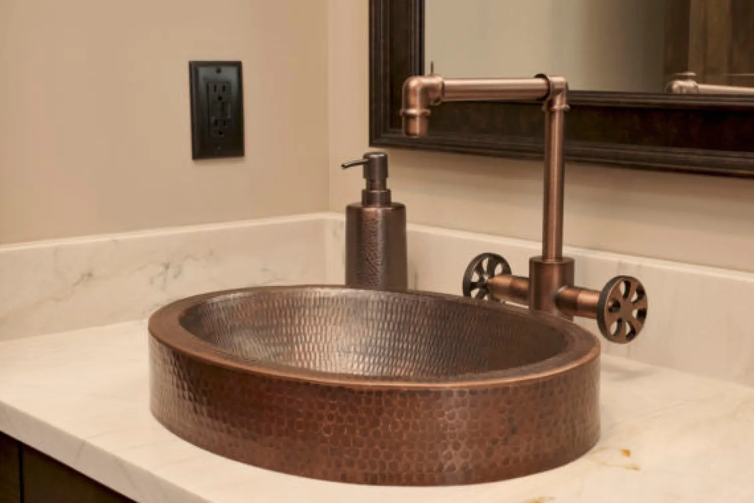 Discount 15" Small Round Skirted Vessel Hammered Copper Sink Semi-Recessed Sinks|Above Counter / Vessel Sinks