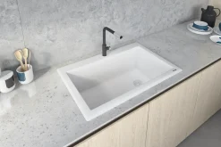 Clearance 33 x 22