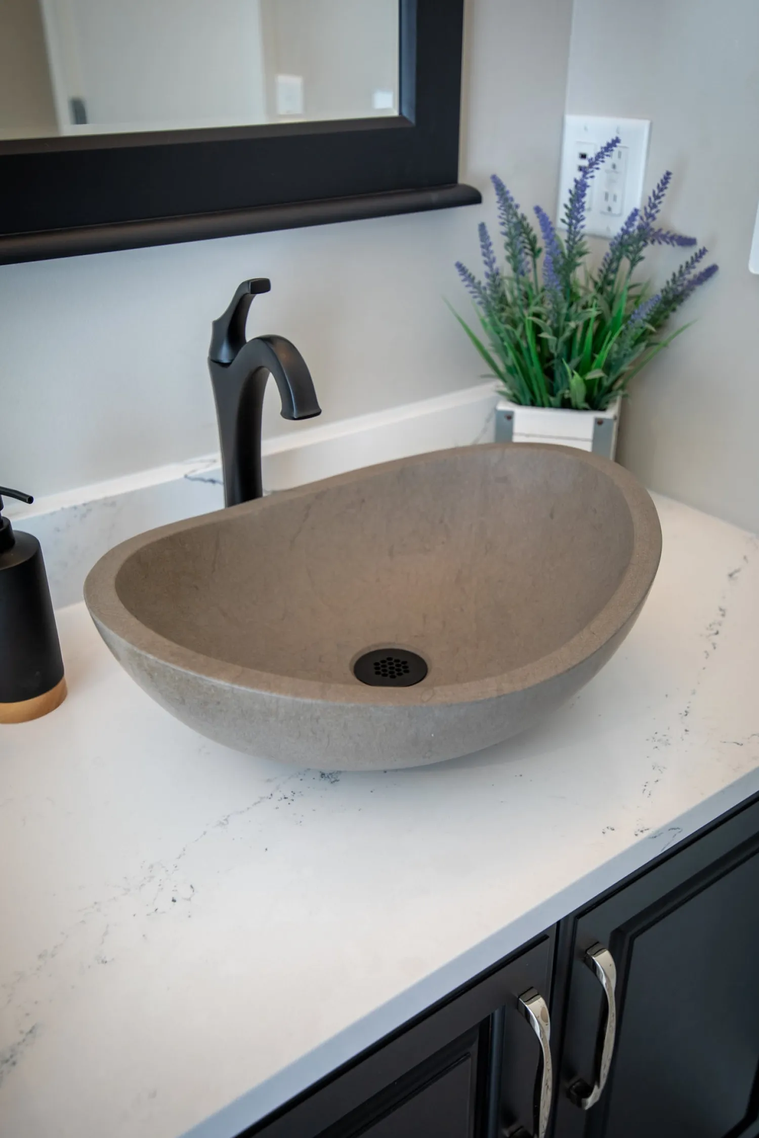 Hot Stone Canoe Sink in Honed Molly Grey Marble Above Counter / Vessel Sinks
