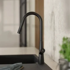 Hot Kitchen Faucet with Curved Spout in Matte Black Single Hole