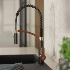 Outlet Single Hole Pull Down Kitchen Faucet | Matte Black & Rose Gold Single Hole
