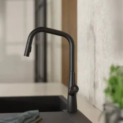 Clearance Single Hole Pull Down Kitchen Faucet in Matte Black Single Hole