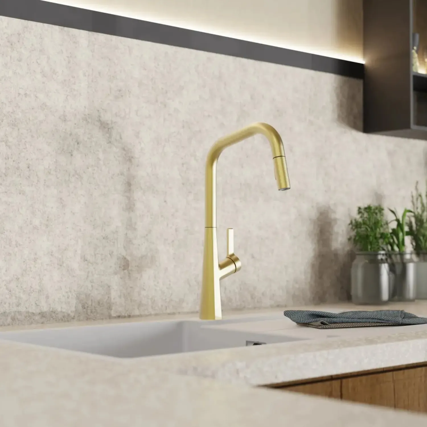 New Single Hole Pull Down Kitchen Faucet in Brushed Gold Single Hole